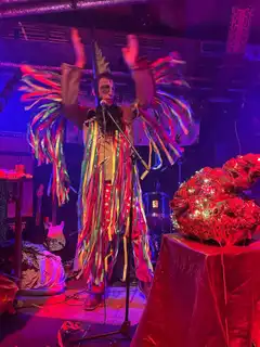 https://a.storyblok.com/f/299519/843x1122/59a5c842b9/tassle-mania.jpeg